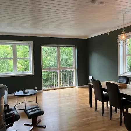 Apartamento Spacious - - Free Parking